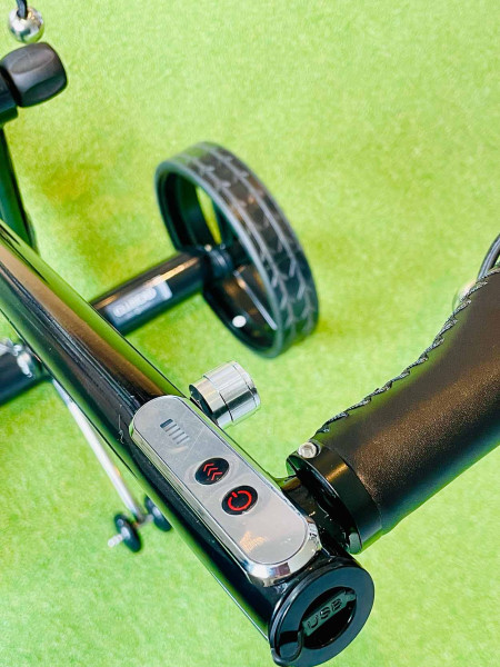 ClubCAD Aluminium Black mit Fernbedienung