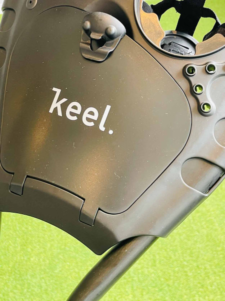 Keel Push Trolley Kolibri mit Mini-Packmaß Schwarz/Rot