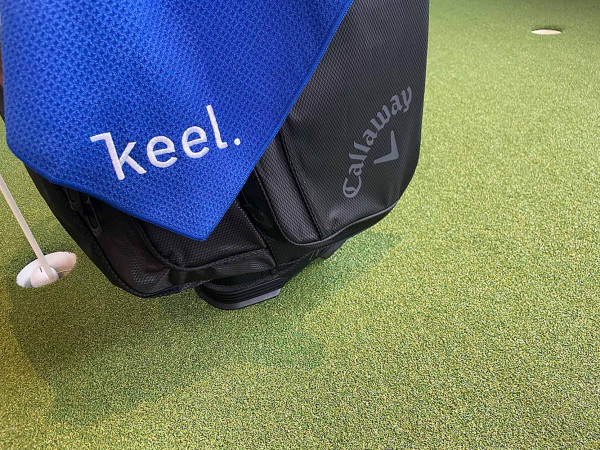 Keel Magnet Schlägertuch Blau