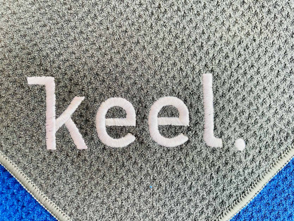 Keel Magnet Schlägertuch Grau