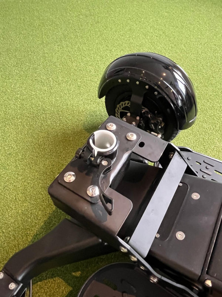 Golfscooter Schwarz Modell 2026 mit manueller Bremse und Sitz